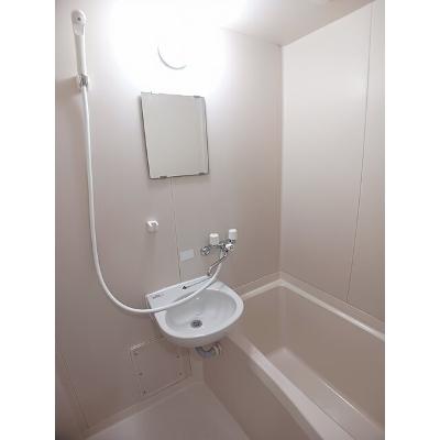 ジョイフルタウン 103【管理NO：1-003161601-01030】 ★家具家電は申し込み後に搬入します★の物件写真4