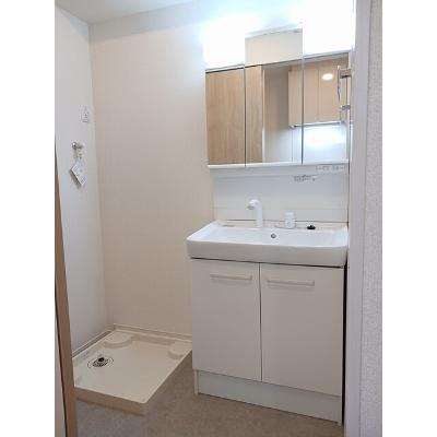 フラワーベル 301【管理NO：1-028779401-03010】 ★家具家電は申し込み後に搬入します 2027年01月下旬入居可能の物件写真6