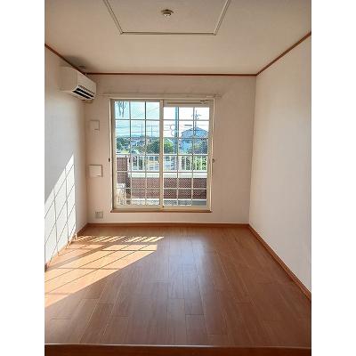 サニーレジデンス　Ⅱ番館 201【管理NO：1-012923702-02010】 ★家具家電は申し込み後に搬入します★の物件写真2