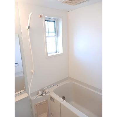 サニーレジデンス　Ⅱ番館 201【管理NO：1-012923702-02010】 ★家具家電は申し込み後に搬入します★の物件写真4