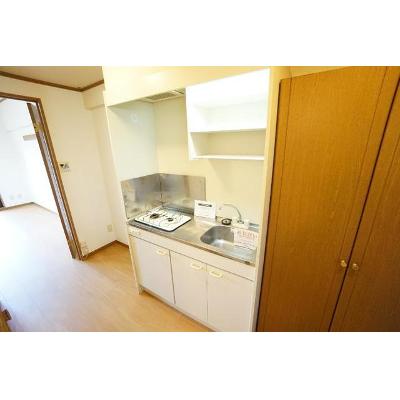 フレンテ二島 201【管理NO：1-011246301-02010】 ★家具家電は申し込み後に搬入します★ ★2026年09月中旬入居可能★の物件写真3