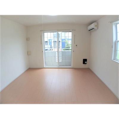 フロントフィールド１番館 103【管理NO：1-019337701-01030】 ★家具家電は申し込み後に搬入します 2026年08月下旬入居可能の物件写真2