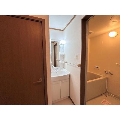 apartment 佐賀県伊万里市新天町７１０番地７ 

↓地図はこちらから