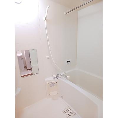 サン・ウィステリア 102【管理NO：1-011054201-01020】 ★家具家電は申し込み後に搬入します★の物件写真4