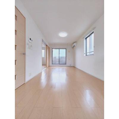 カーサ・ラッフィナート 303【管理NO：1-020997501-03030】 ★家具家電は申し込み後に搬入しますの物件写真2