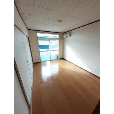 グリーンハイツ中西 202【管理NO：1-004117201-02020】 ★家具家電は申し込み後に搬入します★の物件写真2