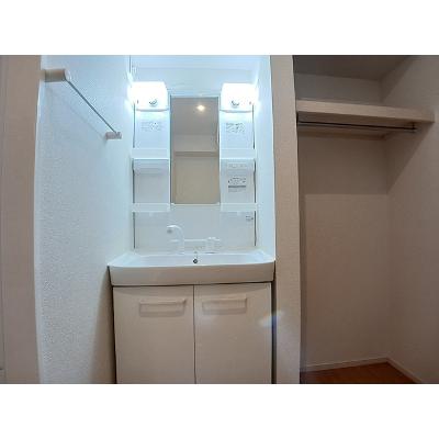 マーキュリーＣ 203【管理NO：1-021361203-02030】 ★家具家電は申し込み後に搬入します★の物件写真6