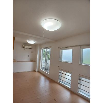 タウン・さくら　Ⅱ 203【管理NO：1-017847802-02030】 ★家具家電は申し込み後に搬入します★の物件写真2