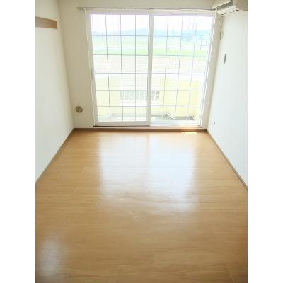 サウスガーデン 101【管理NO：1-010654801-01010】 ★家具家電は申し込み後に搬入します 2026年08月下旬入居可能の物件写真2