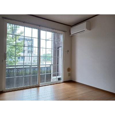 パルテールＡ 102【管理NO：1-010643001-01020】 ★家具家電は申し込み後に搬入しますの物件写真2