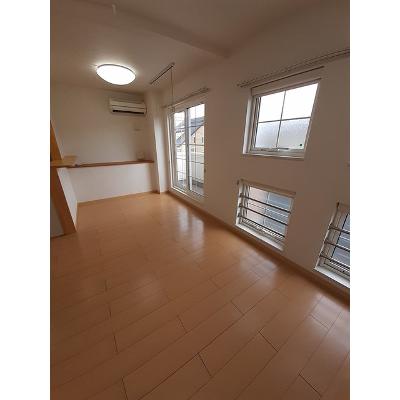 エアリーⅠ 203【管理NO：1-016443901-02030】 ★家具家電は申し込み後に搬入します★の物件写真2