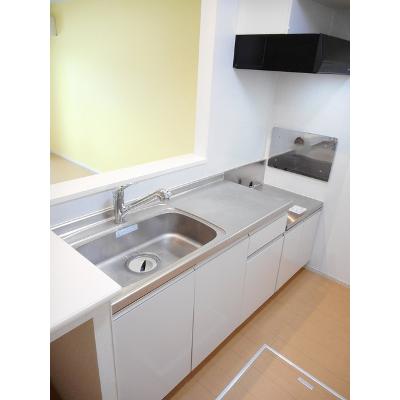 リバーサイド三晃　ＷＥＳＴ 102【管理NO：1-019693202-01020】 ★家具家電は申し込み後に搬入します★の物件写真3