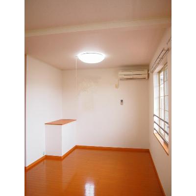 apartment 愛知県小牧市応時３丁目２００番地 

↓地図はこちらから