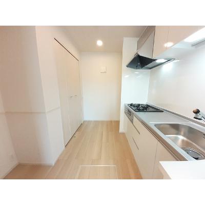 ・サン・目安 103【管理NO：1-026776501-01030】 ★家具家電は申し込み後に搬入します 2026年09月中旬入居可能の物件写真3