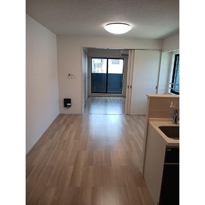 ラ・クラリテ高須 203【管理NO：1-028429401-02030】 ★家具家電は申し込み後に搬入します 2026年07月下旬入居可能の物件写真2