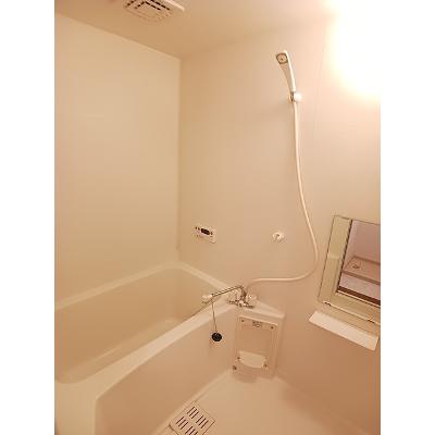 アスタナ 102【管理NO：1-010595001-01020】 ★家具家電は申し込み後に搬入します★の物件写真4