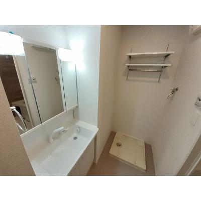 恵 103【管理NO：1-025886001-01030】 ★家具家電は申し込み後に搬入します 2026年08月下旬入居可能の物件写真6