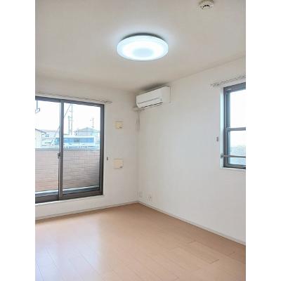 アルダン 202【管理NO：1-019444601-02020】 ★家具家電は申し込み後に搬入します★の物件写真2
