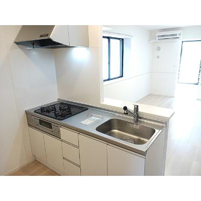 プラネッツ・リラン　Ⅱ 103【管理NO：1-027649702-01030】 ★家具家電は申し込み後に搬入します★の物件写真3