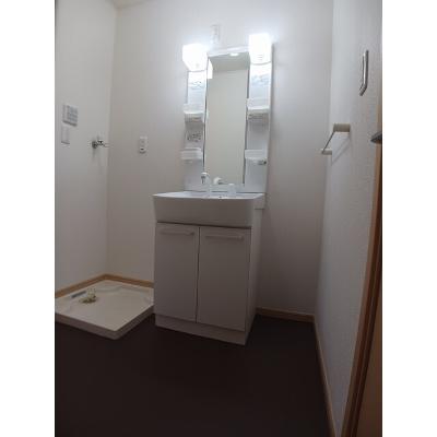 ヴォヤージュ 102【管理NO：1-015899001-01020】 ★家具家電は申し込み後に搬入します★の物件写真6