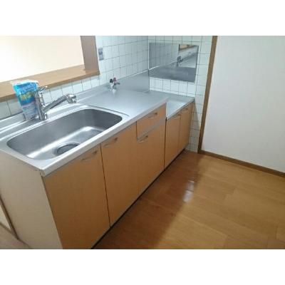 サニービレッジ 201【管理NO：1-011298501-02010】 ★家具家電は申し込み後に搬入します★ ★2026年09月下旬入居可能★の物件写真3