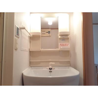 グランツシェ－ネ 202【管理NO：1-014551301-02020】 ★家具家電は申し込み後に搬入します★の物件写真6