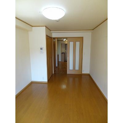 グランツ丸の内 407【管理NO：1-014061701-04060】 ★家具家電は申し込み後に搬入します★ ★2026年08月下旬入居可能★の物件写真2