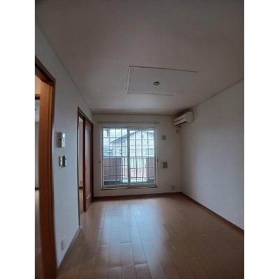 コメット丘 202【管理NO：1-014630801-02020】 ★家具家電は申し込み後に搬入します★ ★2026年10月上旬入居可能★の物件写真2