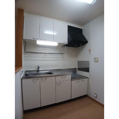 コメット丘 202【管理NO：1-014630801-02020】 ★家具家電は申し込み後に搬入します★ ★2026年10月上旬入居可能★の物件写真3
