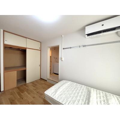 🔷🔹🔸🔶⭐駐車場付き🚙⭐エアコン、オートロック⭐1Kタイプ⭐音が気になる方も安心な鉄骨造⭐【禁煙&Wi-Fi無料】⭐🔶🔸🔹🔷「M9」の外観画像
