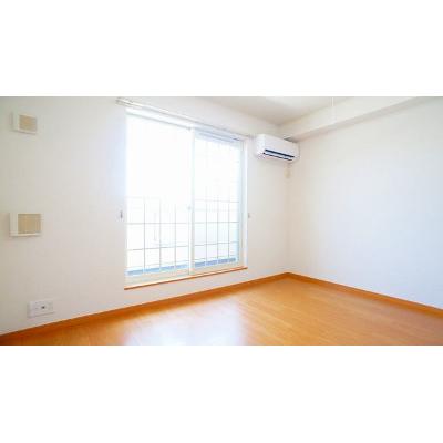 プリムラ 202【管理NO：1-014191101-02020】 ★家具家電は申し込み後に搬入します 2026年08月下旬入居可能の物件写真2