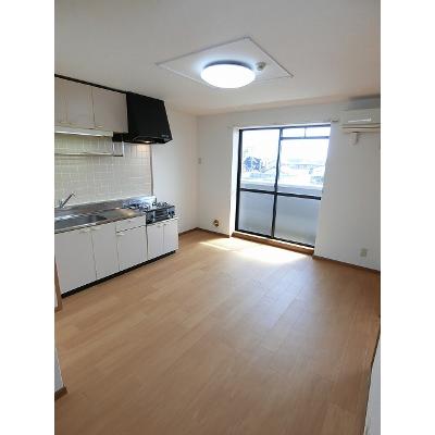 サ－フサイドサンシャイン　Ｓ棟 303【管理NO：1-006185702-03030】 ★家具家電は申し込み後に搬入します 2026年08月下旬入居可能の物件写真2