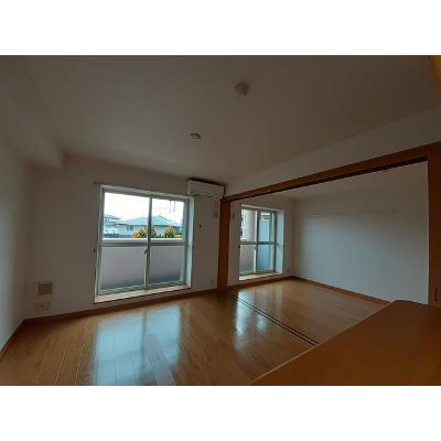 エストレーノ見川１００ 102【管理NO：1-013194701-01020】 ★家具家電は申し込み後に搬入します★の物件写真2