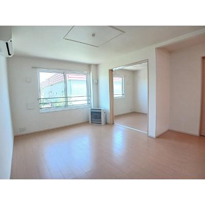ディア　パーク 201【管理NO：1-019755201-02010】 ★家具家電は申し込み後に搬入します★の物件写真2