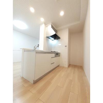 コスターリング 104【管理NO：1-027137801-01040】 ★家具家電は申し込み後に搬入します★ ★2026年09月中旬入居可能★の物件写真3