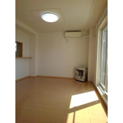 マリンコート・コスモス 204【管理NO：1-015828301-02040】 ★家具家電は申し込み後に搬入します★の物件写真2