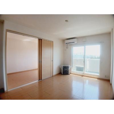 ファーストレジデンス 303【管理NO：1-016110801-03030】 ★家具家電は申し込み後に搬入します 2026年08月下旬入居可能の物件写真2
