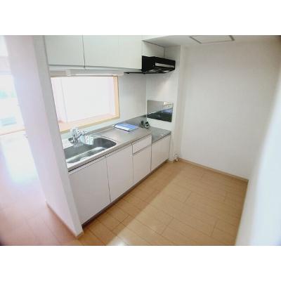 ファーストレジデンス 303【管理NO：1-016110801-03030】 ★家具家電は申し込み後に搬入します 2026年08月下旬入居可能の物件写真3