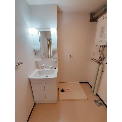 カイザー松森 202【管理NO：1-005433701-02020】 ★家具家電は申し込み後に搬入します★ ★2026年09月上旬入居可能★の物件写真6