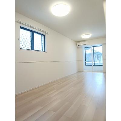 アーバンコート　西青山　北棟 104【管理NO：1-028099601-01040】 ★家具家電は申し込み後に搬入します★ ★2026年08月下旬入居可能★の物件写真2