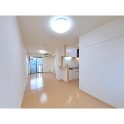 エレガント中山 103【管理NO：1-019359601-01030】 ★家具家電は申し込み後に搬入します★ ★2026年08月中旬入居可能★の物件写真2