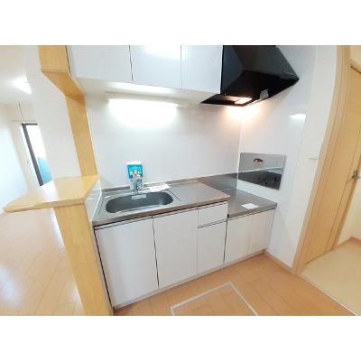 エレガント中山 103【管理NO：1-019359601-01030】 ★家具家電は申し込み後に搬入します★ ★2026年08月中旬入居可能★の物件写真3