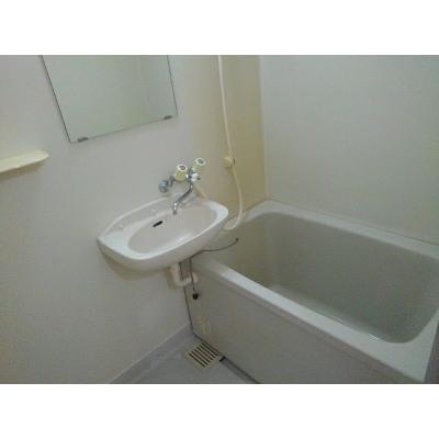 エルディム東 203【管理NO：1-002655701-02030】 ★家具家電は申し込み後に搬入します★ ★2026年11月中旬入居可能★の物件写真4