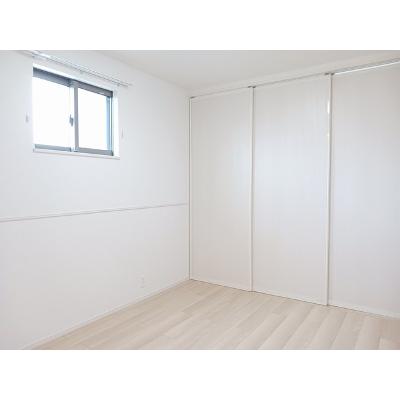 プリムローズ　ガーデン 302【管理NO：1-026799501-03020】 ★家具家電は申し込み後に搬入します★の物件写真2
