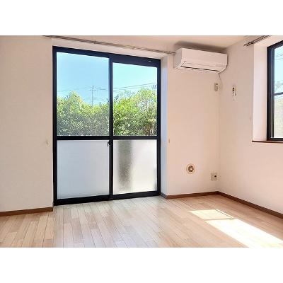 プルメリアＤ 103【管理NO：1-010631601-01030】 ★家具家電は申し込み後に搬入します★の物件写真2