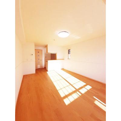 ブリリアント　Ｍ 201【管理NO：1-015822201-02010】 ★家具家電は申し込み後に搬入します★の物件写真2