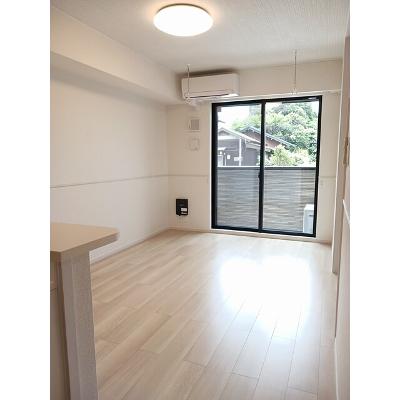グレイス 102【管理NO：1-027865201-01020】 ★家具家電は申し込み後に搬入します 2026年08月下旬入居可能の物件写真2