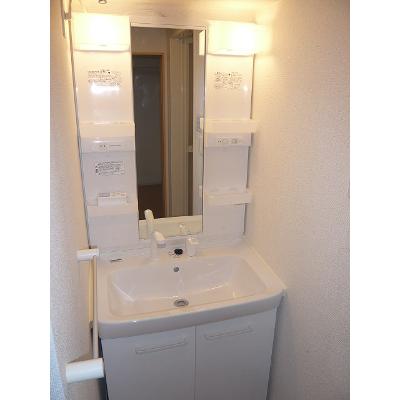 エンブレイス 305【管理NO：1-018318701-03040】 ★家具家電は申し込み後に搬入します 2026年08月下旬入居可能の物件写真6