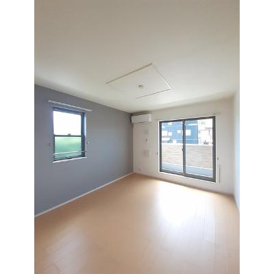 パレイシア 205【管理NO：1-019119201-02040】 ★家具家電は申し込み後に搬入します 2026年09月中旬入居可能の物件写真2