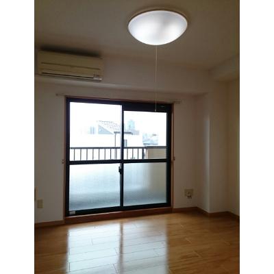 Ｙｉ　アイリス 305【管理NO：1-012885201-03040】 ★家具家電は申し込み後に搬入します 2026年08月中旬入居可能の物件写真2